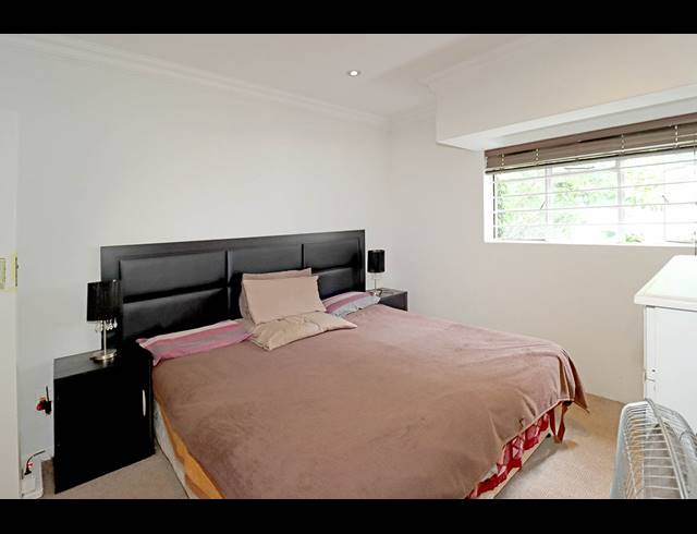 3 BEDROOM FREEHOLD FOR SALE IN HIGHLANDS NORTH